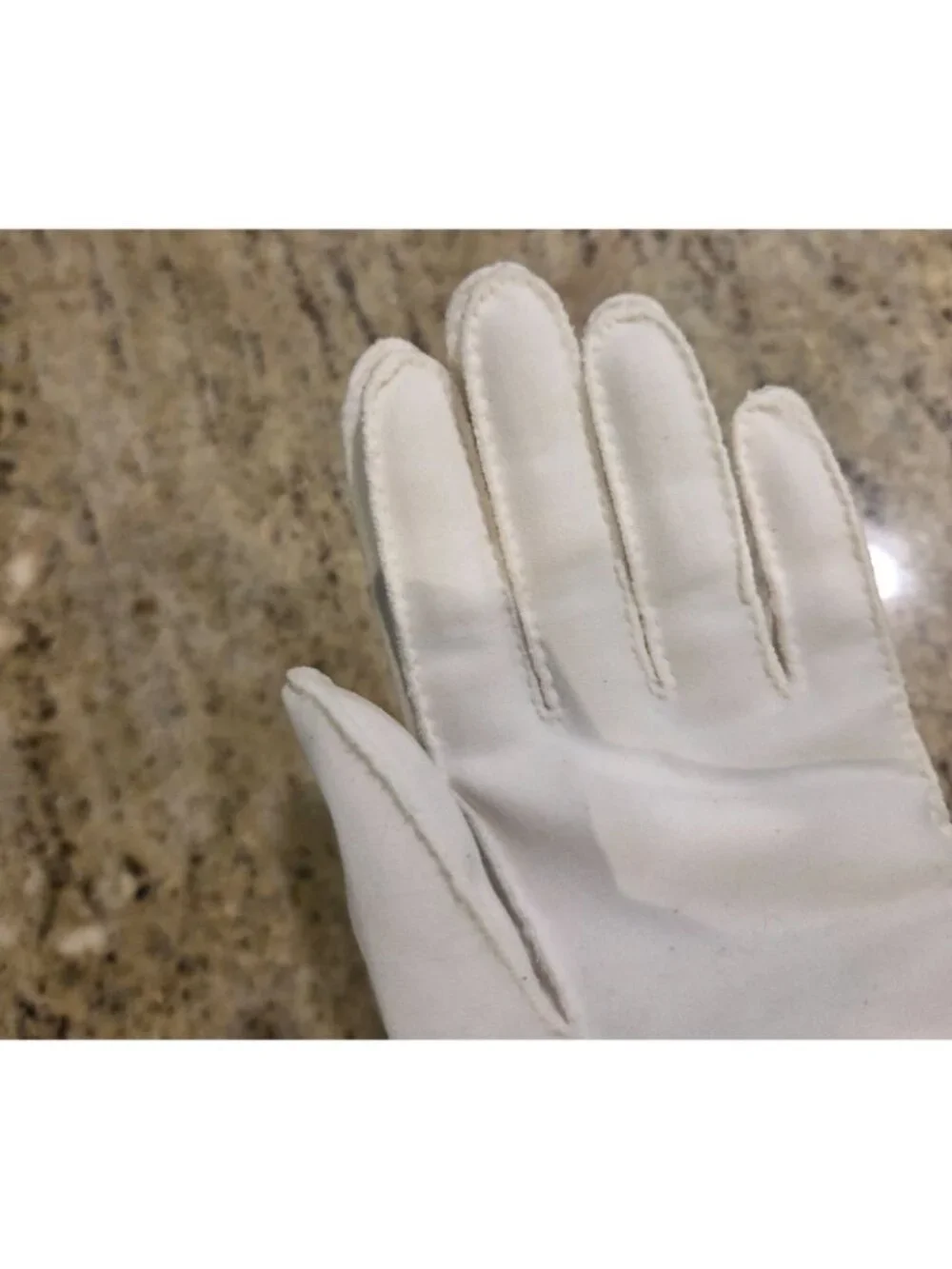 Vintage Womens Size M/L 7 Off-White Cotton Formal Gloves Chevron Notch Wrist